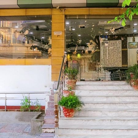 אגרה Blue Rose International, Family Hotel מראה חיצוני תמונה
