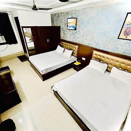 אגרה Blue Rose International, Family Hotel מראה חיצוני תמונה