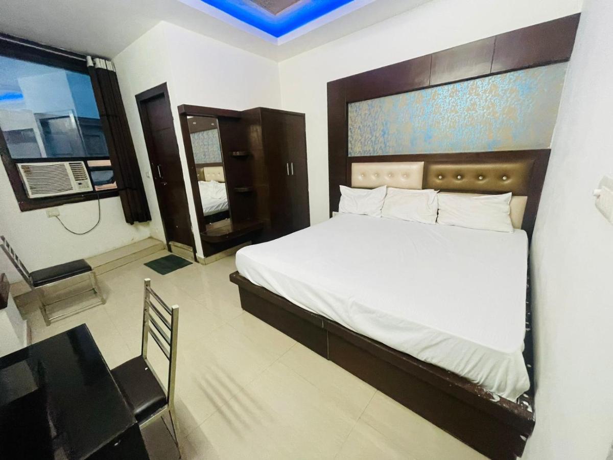 אגרה Blue Rose International, Family Hotel מראה חיצוני תמונה